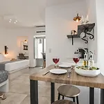 Venetian 2 Apartamento Naxos City