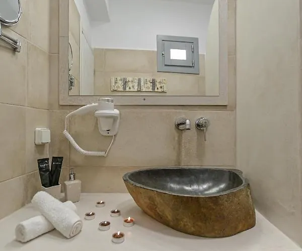 Venetian 2 Apartamento Naxos City