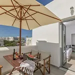 Venetian 2 *