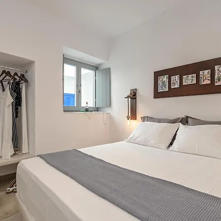 Venetian 2 * Naxos City