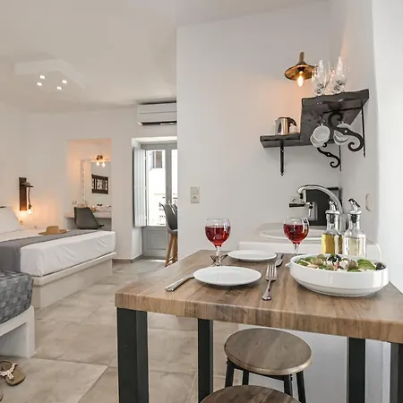 Venetian Ii Apartment Naxos City